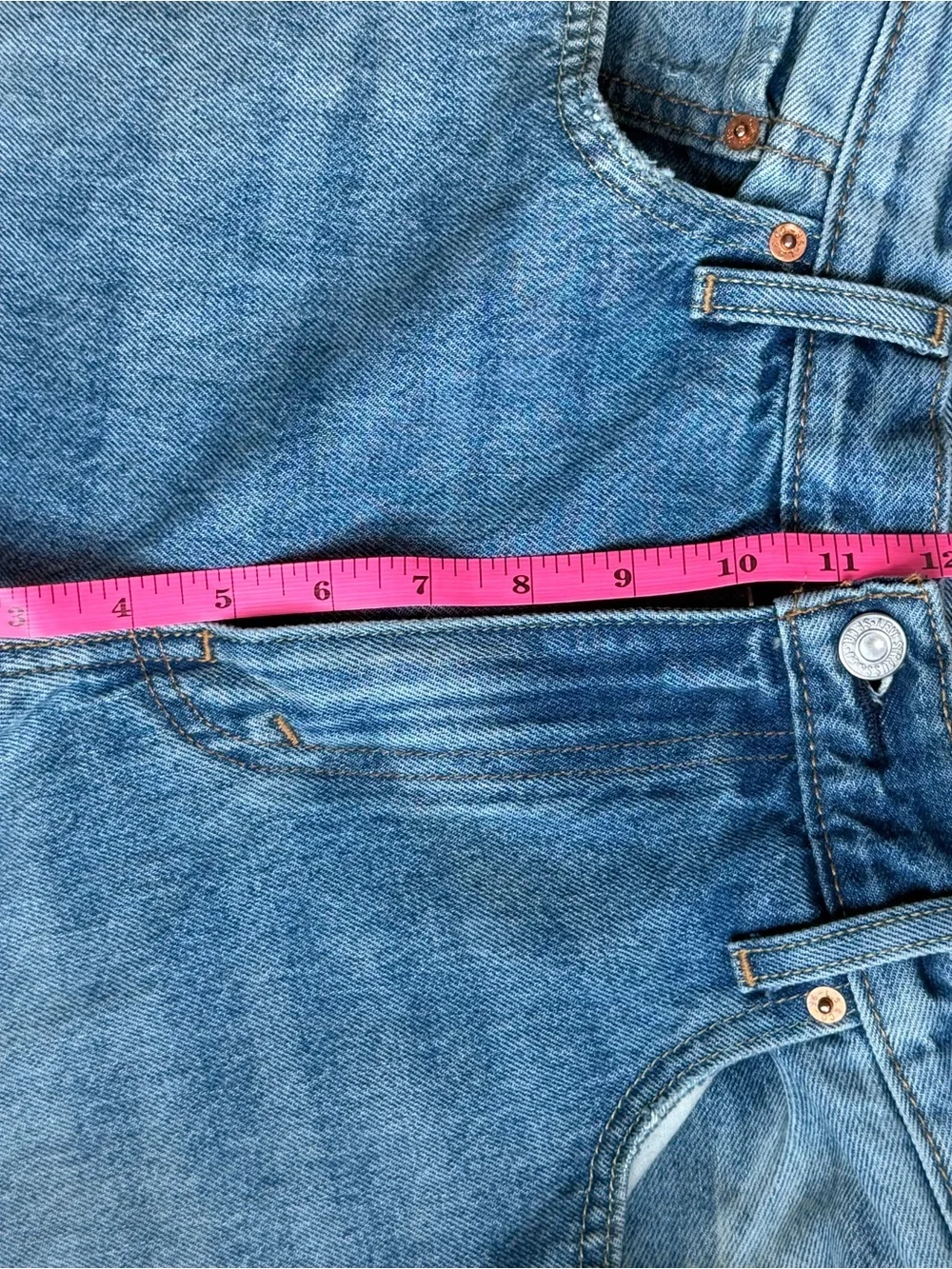 Levi's Men's Faded Blue Straight Jeans